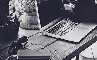 乐鱼体育网站入口-“极端天气、极端速度”——最艰难赛段全纪录，极端天气安全教育ppt