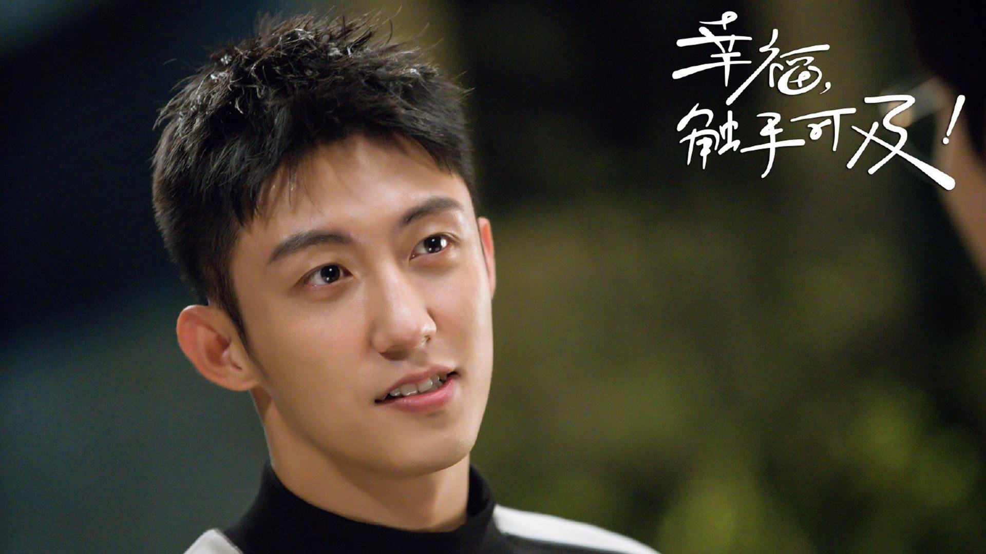 “专业青训教练引领，提升少年攻防技巧”，青训教练是什么意思
